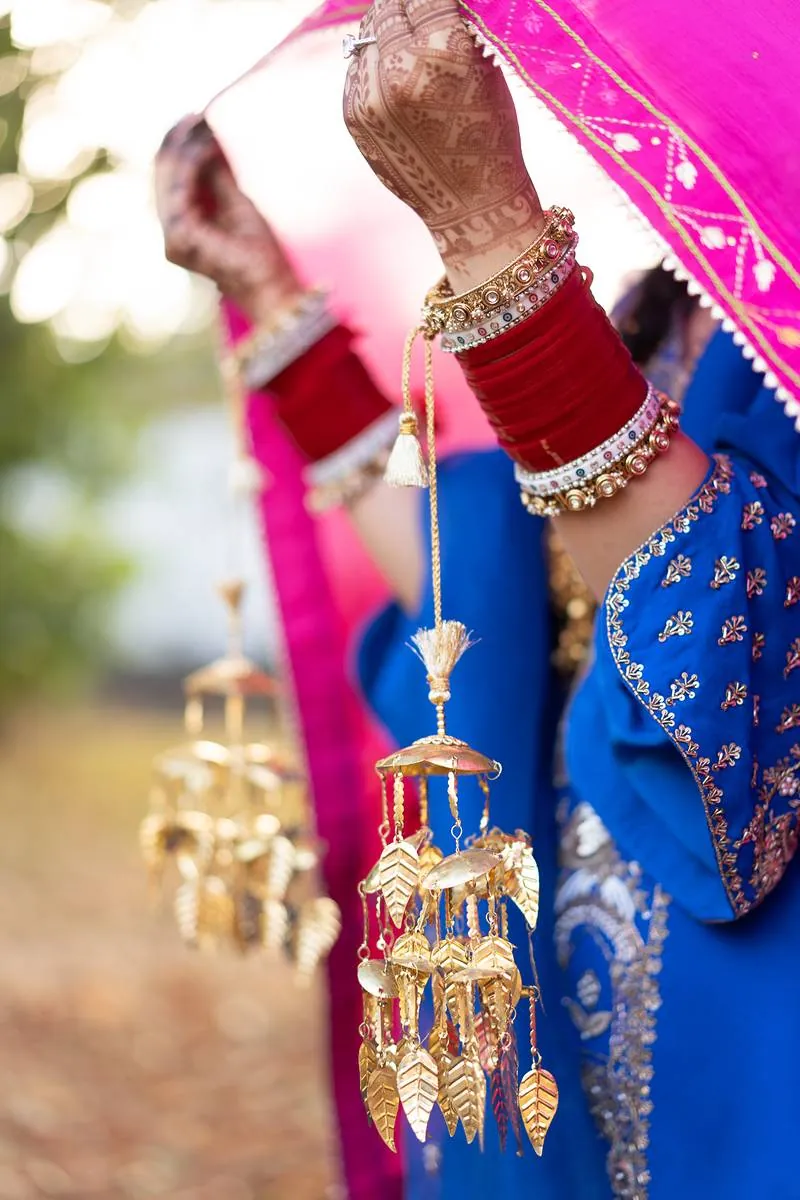 Kaleere, chooda and mehndi hands